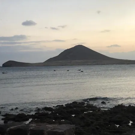 Atico Miramar Iii * El Medano (Tenerife)